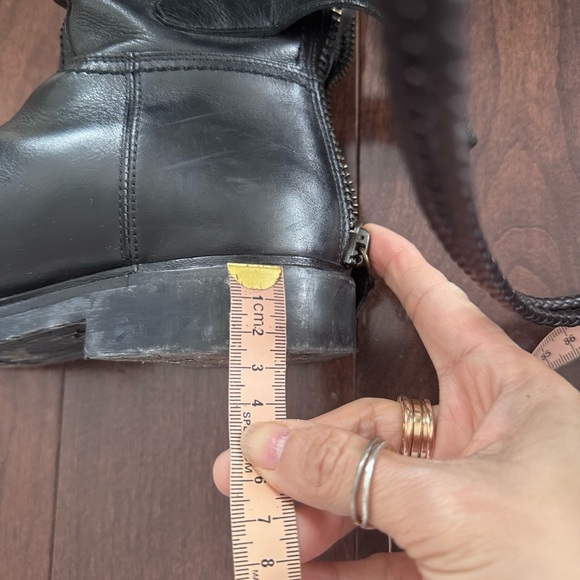 Gucci leather  boots - Picture 7 of 9